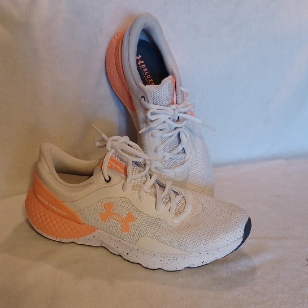 Under Armour Charge Escape Women's Athletic Shoes in White and Orange Size 10